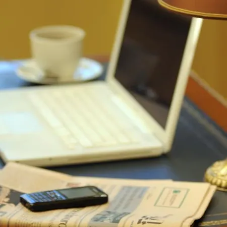 ドゥーゼ ホテル